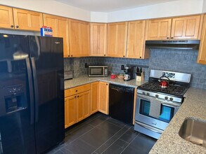 39 Thomas Ave in Bryn Mawr, PA - Building Photo - Building Photo