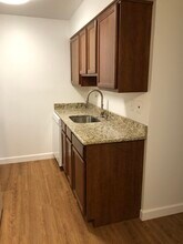 212 W 1st Ave in Conshohocken, PA - Building Photo - Building Photo