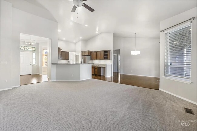2034 Northern Sky Dr in Twin Falls, ID - Building Photo - Building Photo
