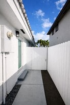 14365 SW 164th Terrace in Miami, FL - Building Photo