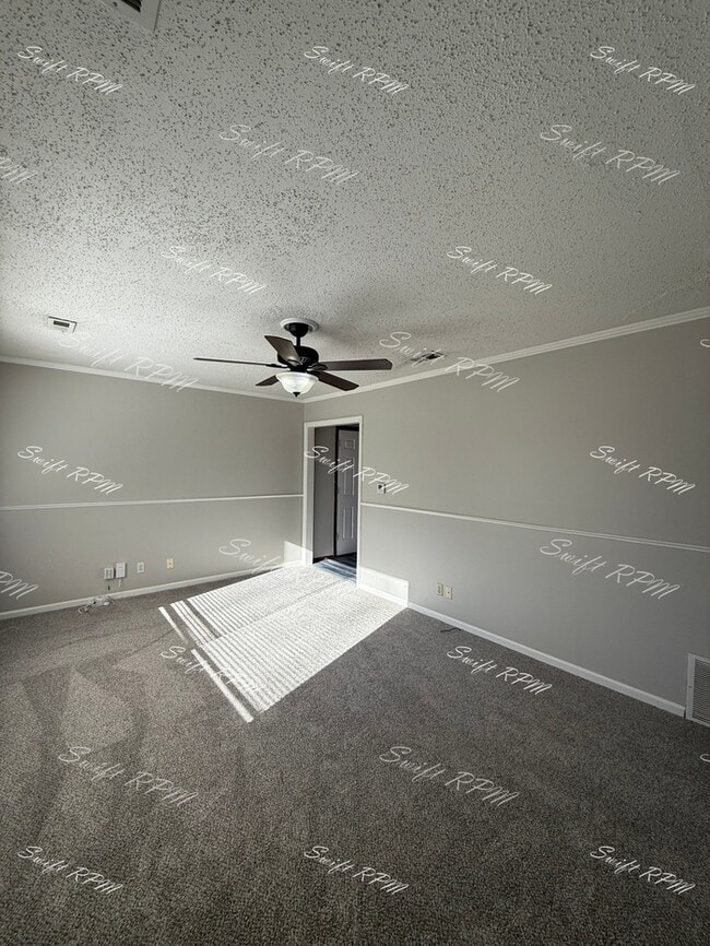 11312 W 67th Terrace in Shawnee, KS - Building Photo - Building Photo