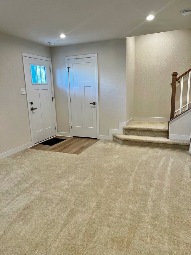 208 Fost Blvd in Moyock, NC - Building Photo - Building Photo