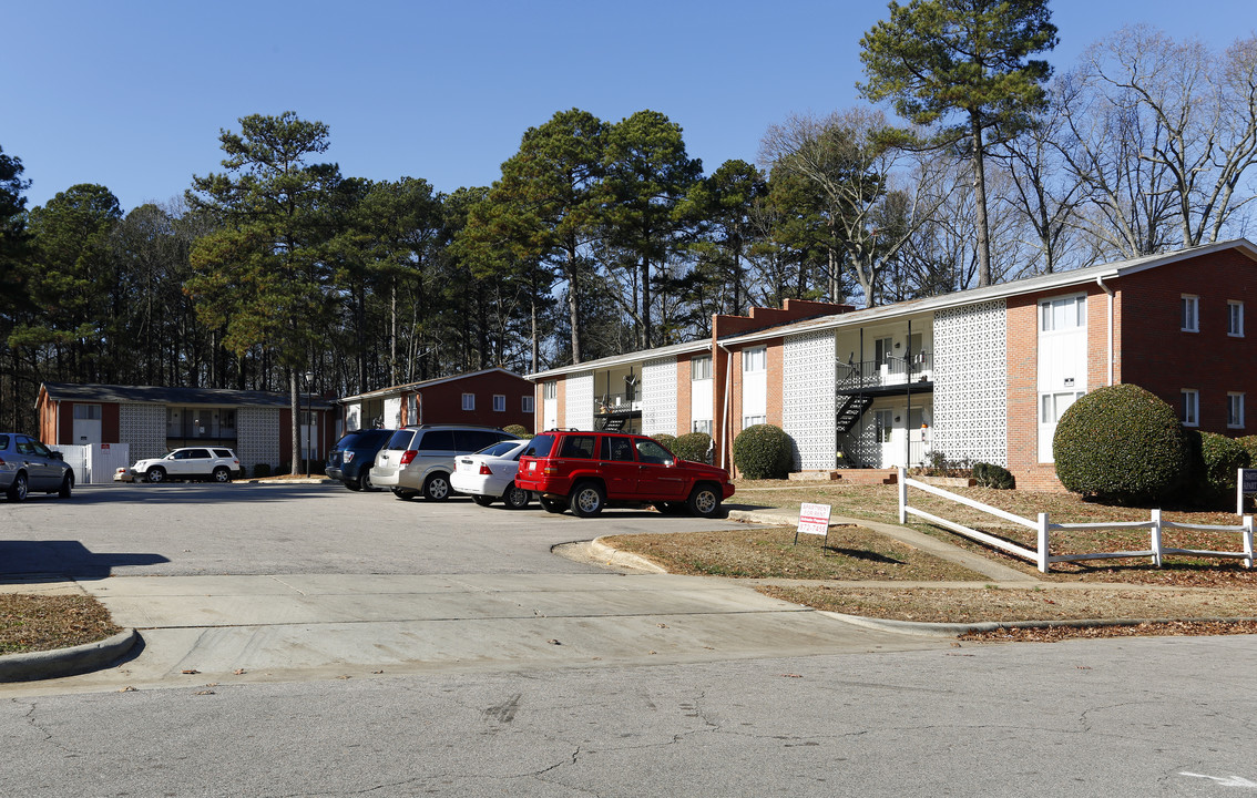 Smithdale Apartments in Raleigh, NC - Foto de edificio