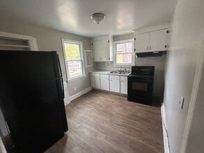 2248 Ervin St in Columbia, SC - Building Photo - Building Photo