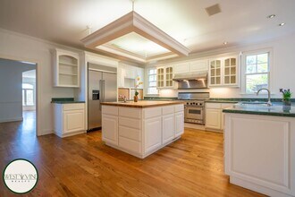 38 Sheridan Rd in Oakland, CA - Building Photo - Building Photo