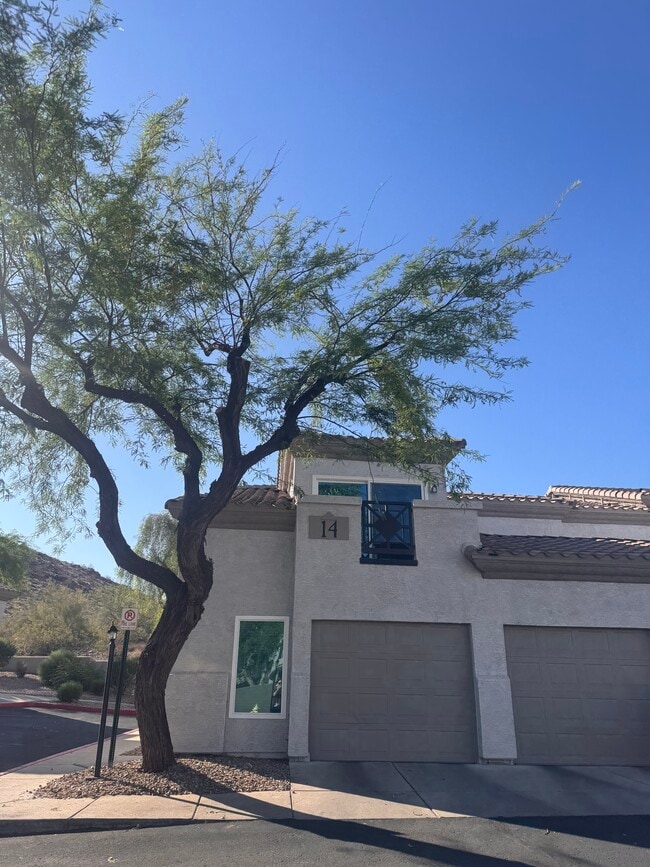 3236 E Chandler Blvd, Unit 2048