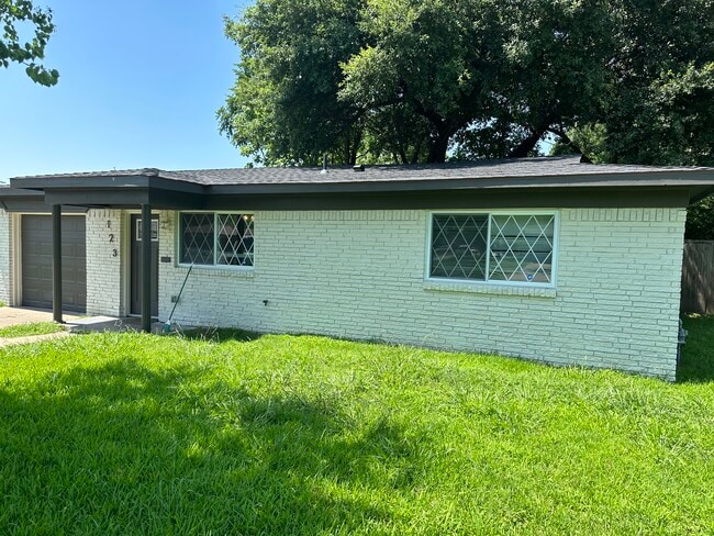 123 Borchardt St in Mesquite, TX - Building Photo - Building Photo
