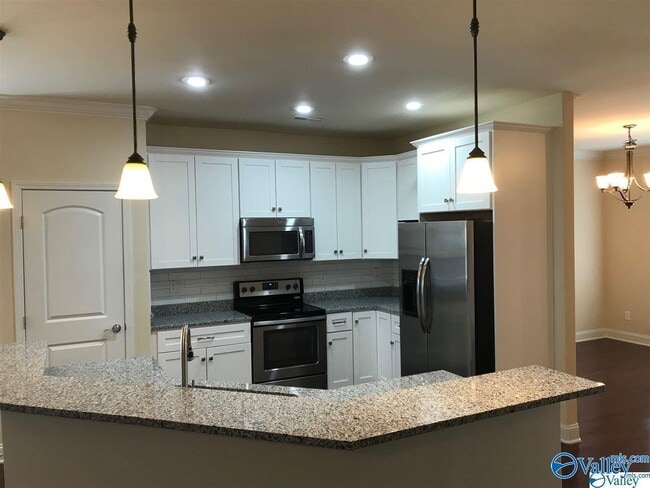 467 E Mossyleaf Dr SW in Huntsville, AL - Building Photo - Building Photo