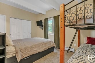 370 La Bonte St in Dillon, CO - Building Photo - Building Photo