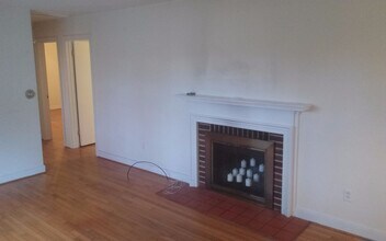 1010 Stilwell Rd in Richmond, VA - Building Photo - Building Photo