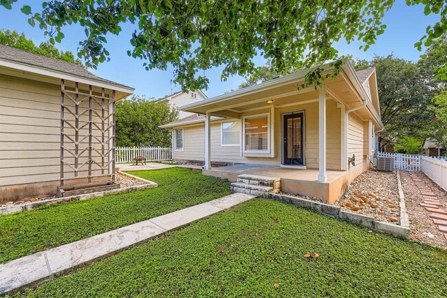 4418 Mather in Kyle, TX - Building Photo - Building Photo