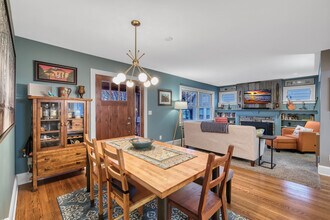 5050 Manitou Rd in Excelsior, MN - Building Photo - Building Photo