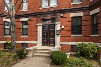 1939 17th St NW in Washington, DC - Building Photo - Building Photo