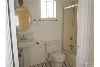 103 Corona Ave in Long Beach, CA - Building Photo - Building Photo