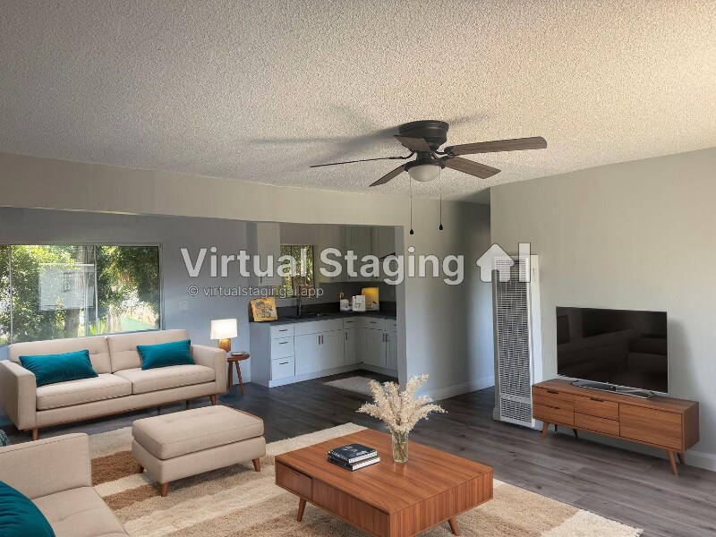 1431 W 104th St in Los Angeles, CA - Building Photo