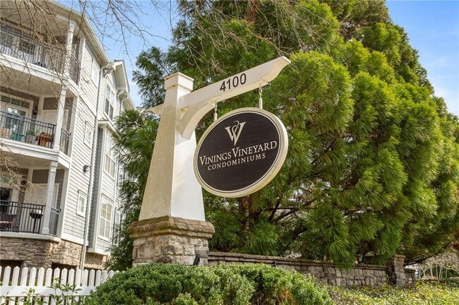 property at 4100 Paces Walk SE