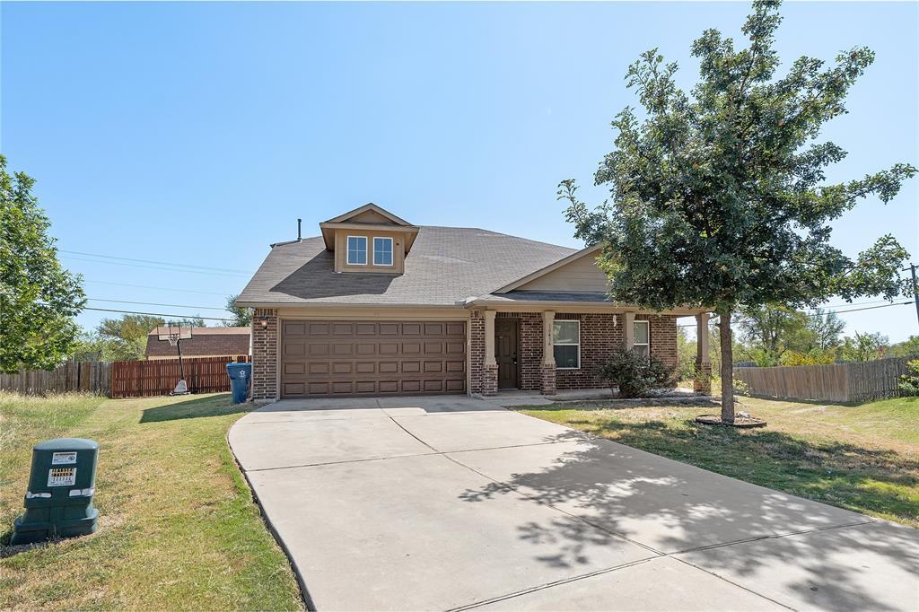 18436 Weatherby Ln in Elgin, TX - Building Photo