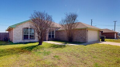 102 Pointer St in Nolanville, TX - Building Photo - Building Photo