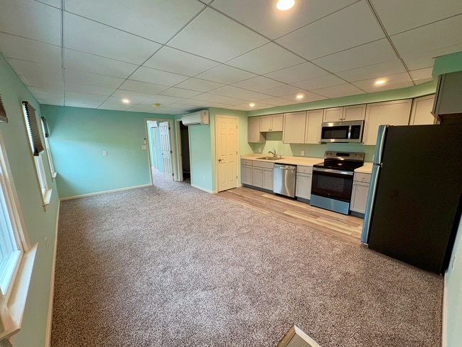 18 W Second St, Unit 2