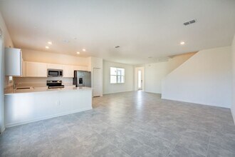 207 Bogey Dr in Davenport, FL - Building Photo - Building Photo