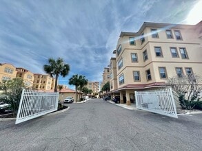 606 Wells Ct in Clearwater, FL - Building Photo - Building Photo