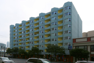 Wolf House III in San Francisco, CA - Foto de edificio - Building Photo