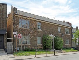 333 Balsam Ave in Toronto, ON - Building Photo