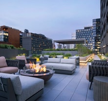 900 W Washington Blvd, Unit 3201 in Chicago, IL - Building Photo