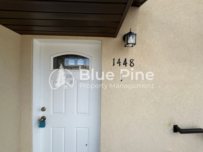 1448-1448 E 17th St in Idaho Falls, ID - Foto de edificio - Building Photo