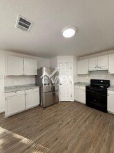 6547 Estes Flats in San Antonio, TX - Building Photo - Building Photo