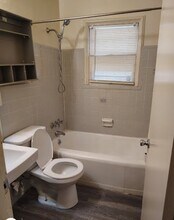 8858 Snowhill Ct in St. Louis, MO - Building Photo - Building Photo