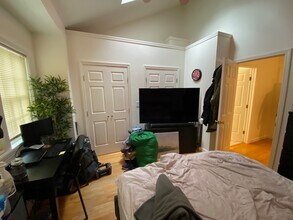 82 6th St in Cambridge, MA - Building Photo - Building Photo