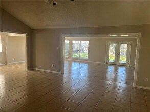 11227 Rousseau Dr in Houston, TX - Building Photo - Building Photo