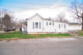 501 Bowman Ave in Salem, VA - Building Photo - Building Photo