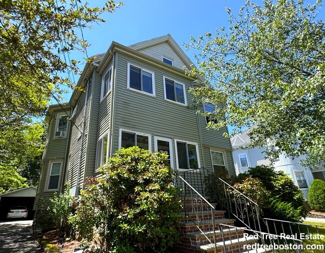 property at 25 Fuller St
