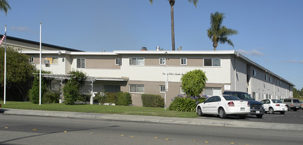 Olive Grove Apartments in Castro Valley, CA - Building Photo - Building Photo