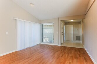 3731 NW 114th Ave in Coral Springs, FL - Building Photo - Building Photo