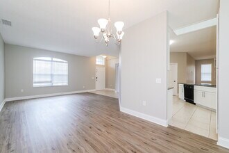 552 Viceroy Ct in Kissimmee, FL - Foto de edificio - Building Photo