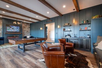 4634 N 1500 E in Tetonia, ID - Foto de edificio - Building Photo