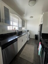 1280 Laurel Ave, Unit 21 in West Hollywood, CA - Building Photo - Building Photo