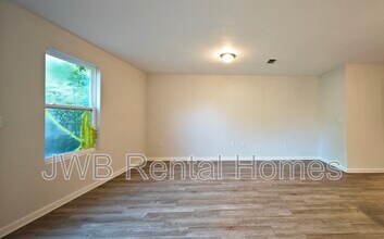 5678 Marathon Pkwy in Jacksonville, FL - Building Photo - Building Photo