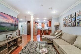 403 Adams St in Hoboken, NJ - Building Photo - Building Photo