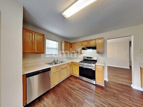 2901 Horseshoe Bend Rd SW in Marietta, GA - Building Photo - Building Photo