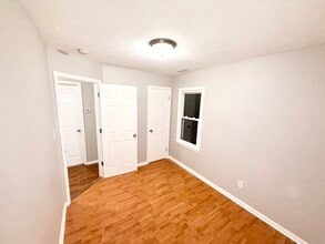 11319 Packard Ave in Warren, MI - Building Photo - Building Photo