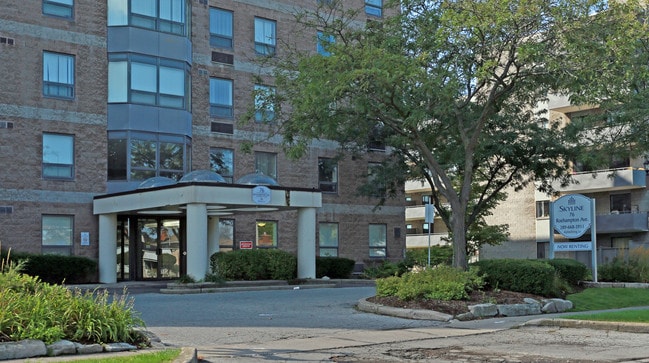 The Prince in St Catharines, ON - Building Photo - Building Photo