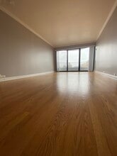 2020 N Lincoln Park W, Unit 17C in Chicago, IL - Building Photo - Building Photo