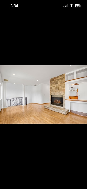 5164 Don Pio Dr in Los Angeles, CA - Foto de edificio - Building Photo