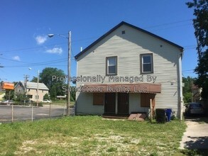4629 Storer Ave-Unit -4 in Cleveland, OH - Building Photo - Building Photo