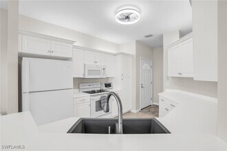 6025 Pinnacle Ln in Naples, FL - Building Photo - Building Photo