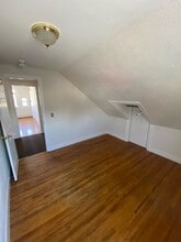 55 Grove St, Unit Third - Penthouse in Pawtucket, RI - Building Photo - Building Photo